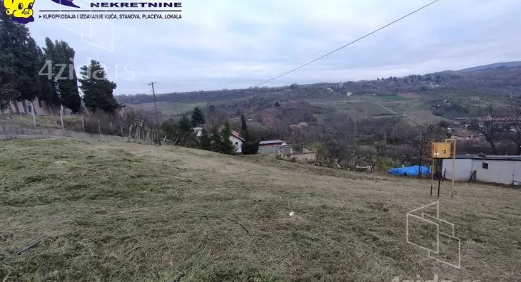 Plac | 4zida