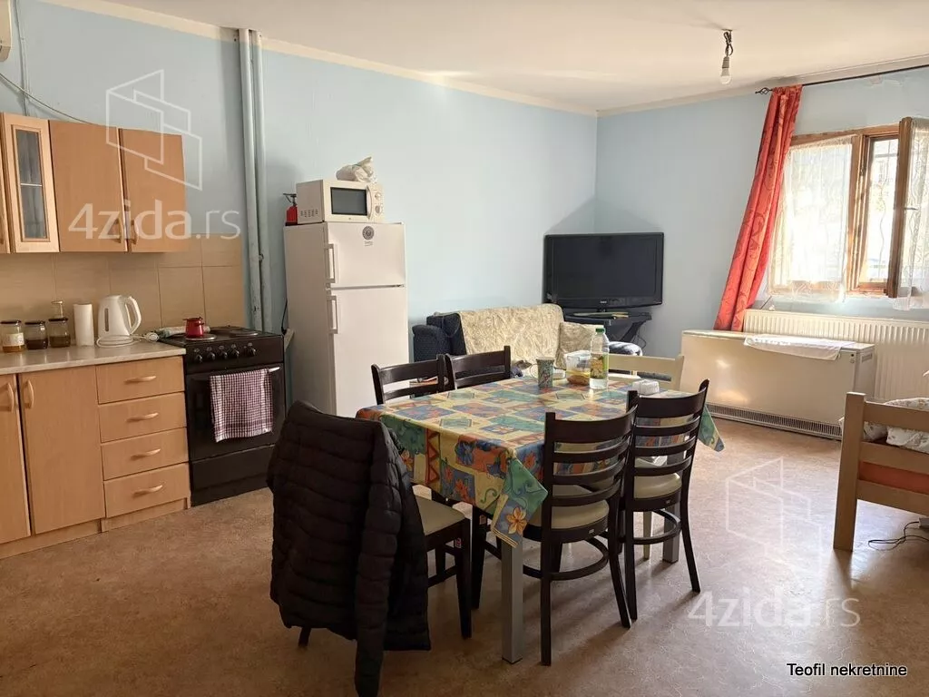 4-etažna kuća | 4zida