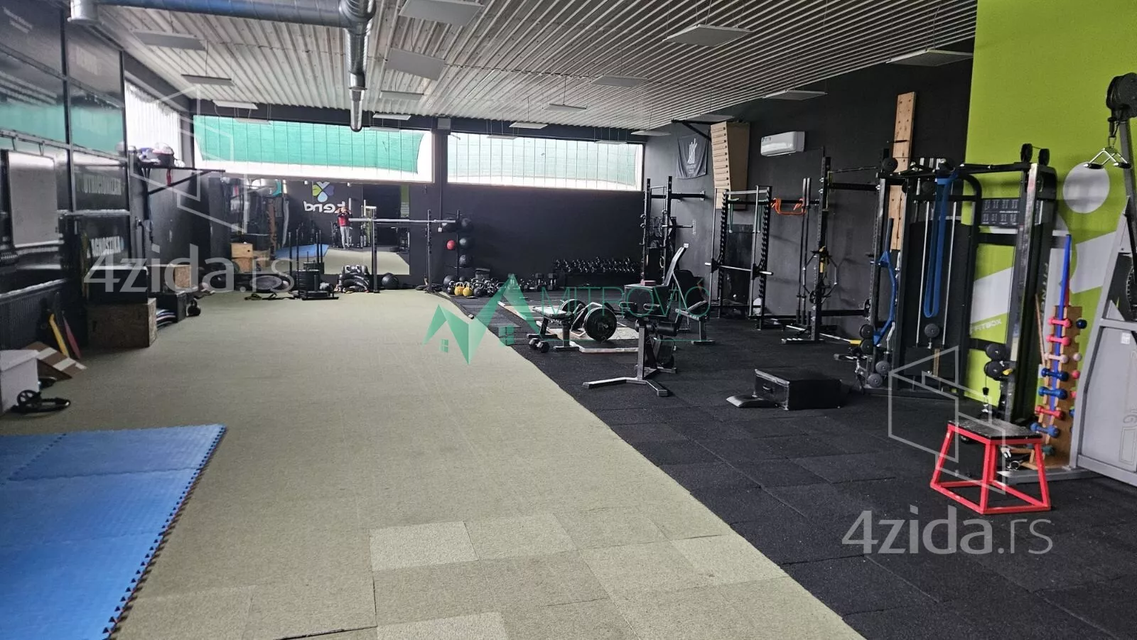 Poslovni prostor | 4zida