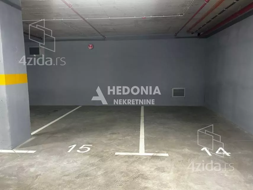 Garaža | 4zida