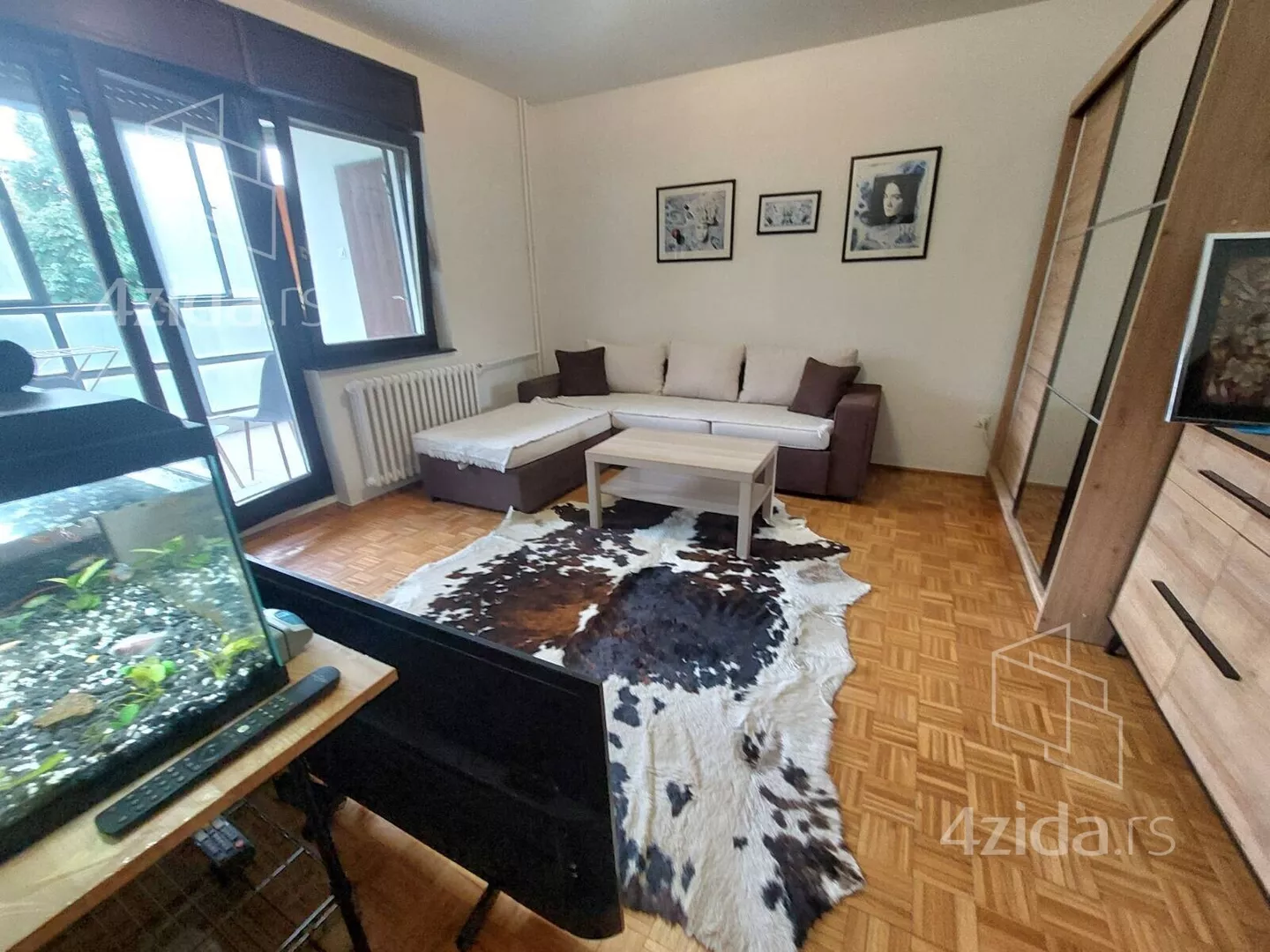 Jednoiposoban stan | 4zida