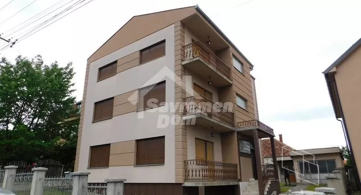 3-etažna kuća | 4zida