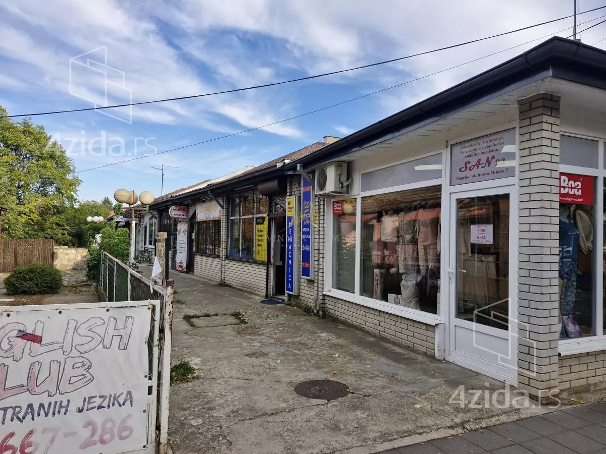 Lokal | 4zida