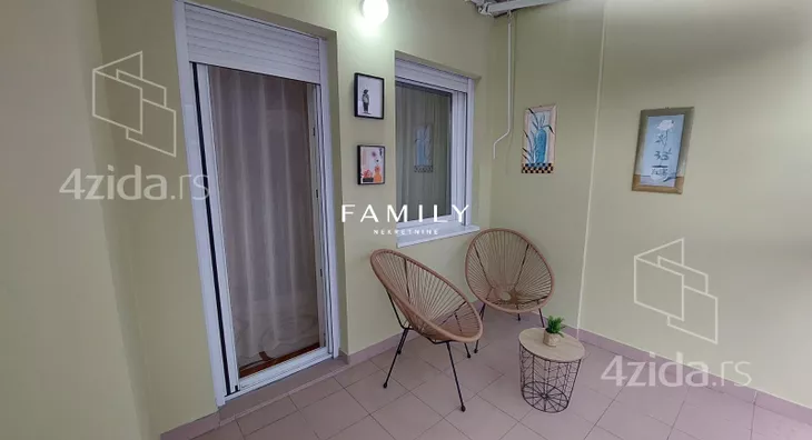 Troiposoban stan | 4zida