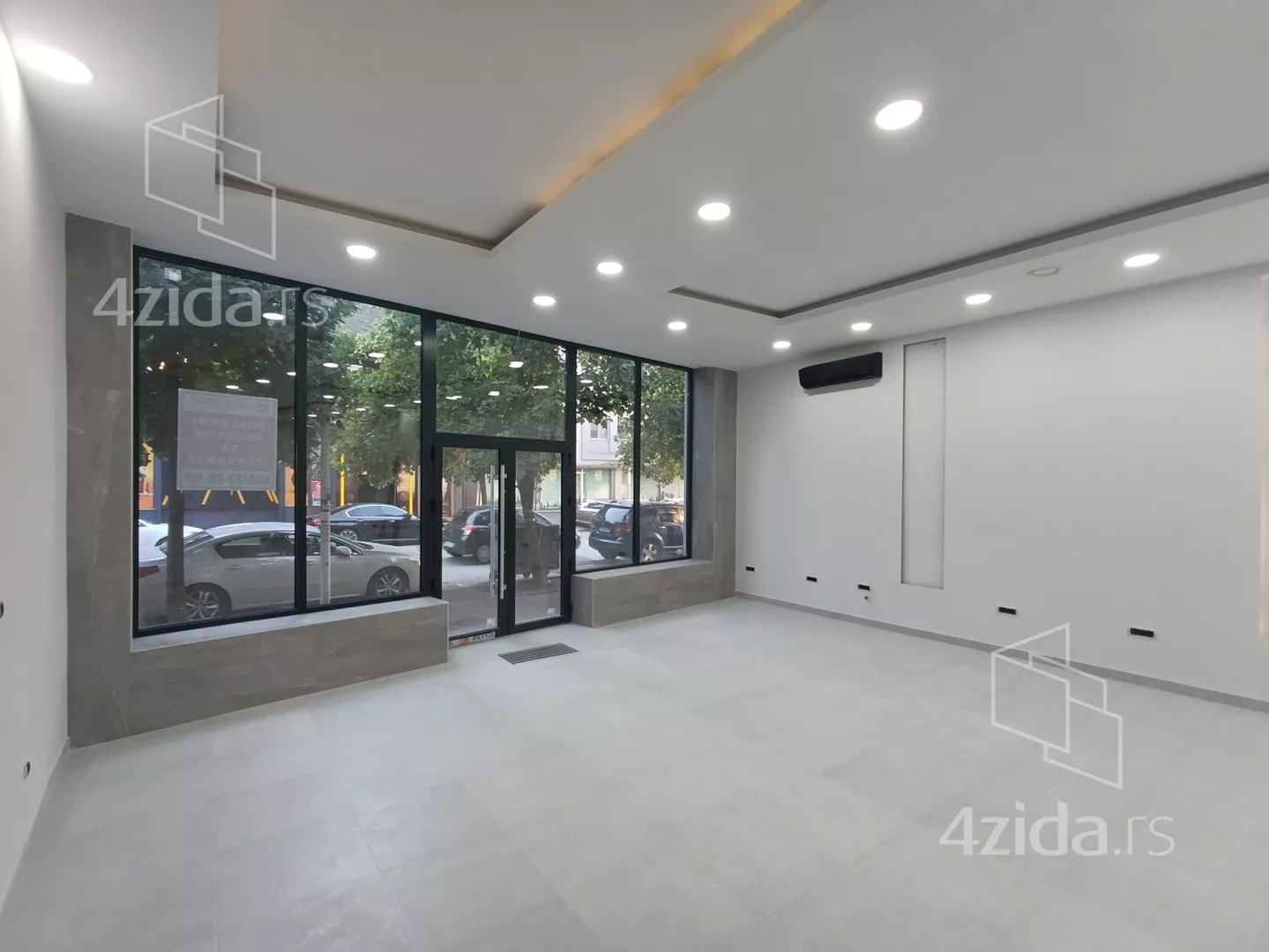 Lokal | 4zida