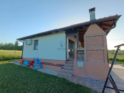 Mala Vrbica | 4zida.rs