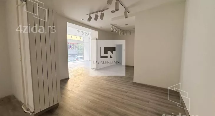 Lokal | 4zida