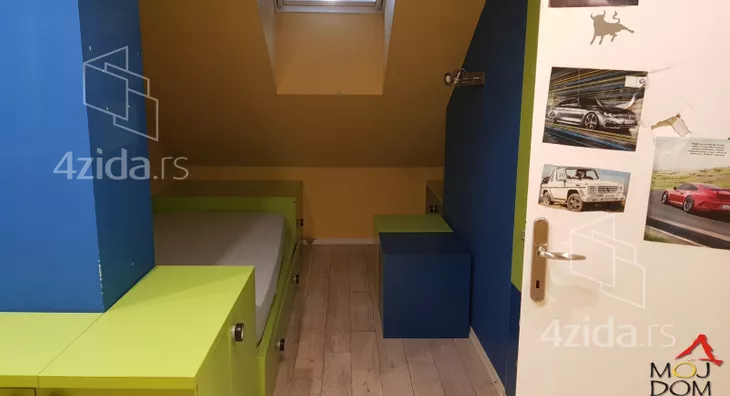 Šestosoban stan | 4zida