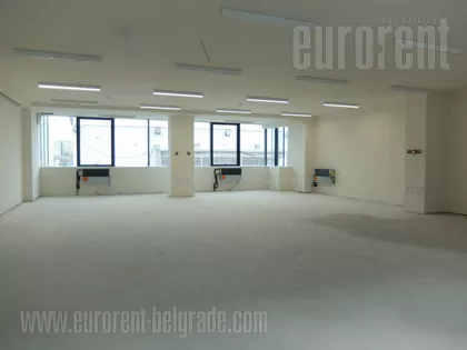 TOŠIN BUNAR | 4zida.rs