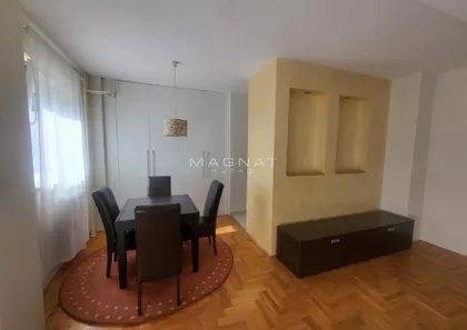 Nedeljka Gvozdenovića | 4zida.rs