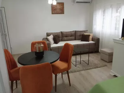 Nemanjina | 4zida.rs