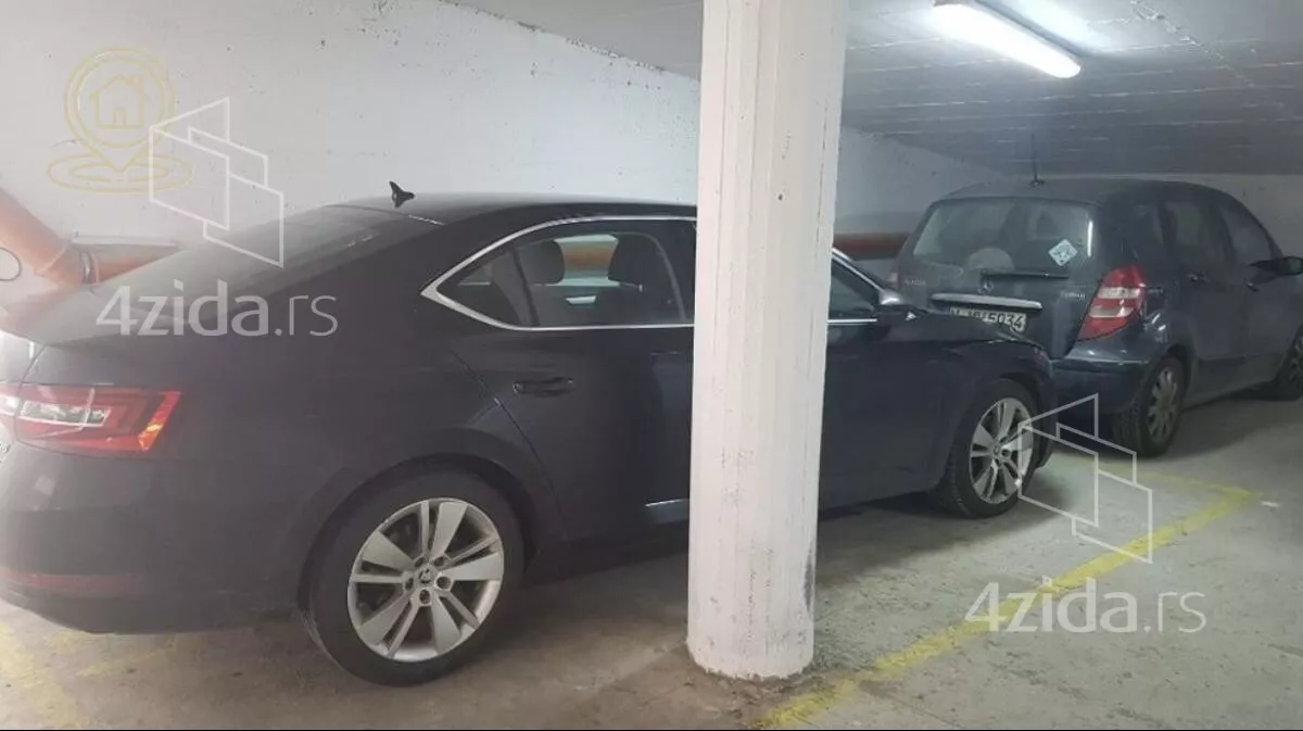 Petosoban stan | 4zida