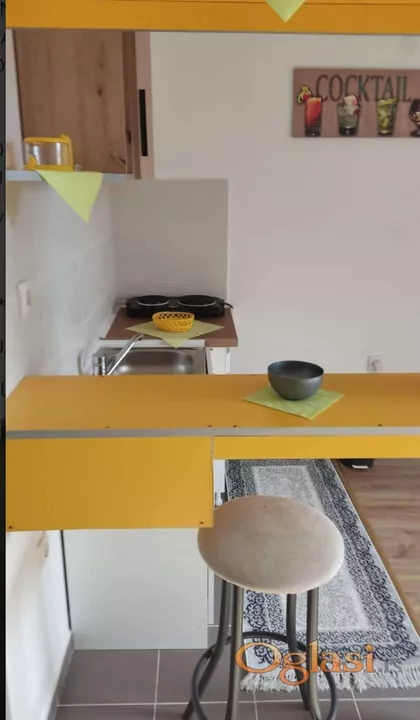 Vase Ostojića | 4zida.rs