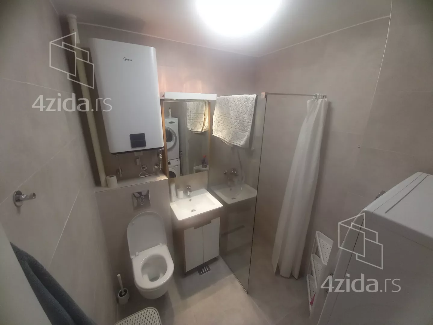 Garsonjera | 4zida