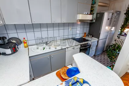 Bulevar Nemanjića | 4zida.rs
