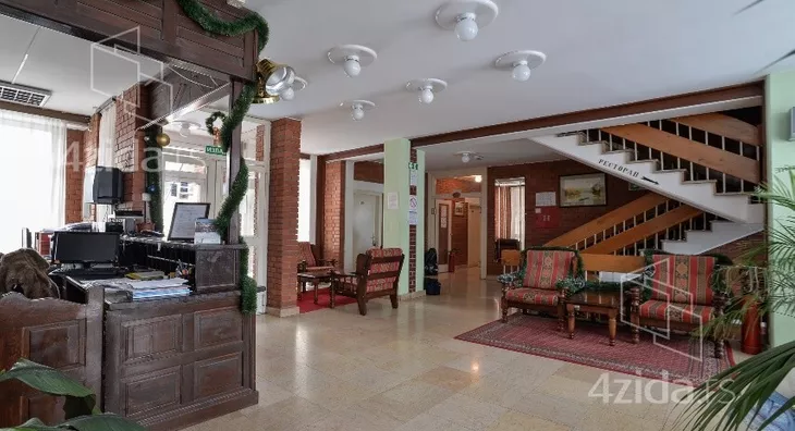 Turistički objekat | 4zida