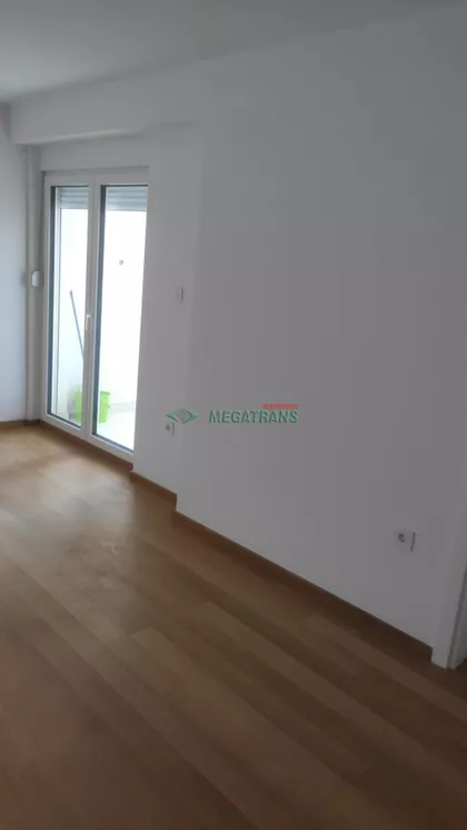 Pavla Papa | 4zida.rs