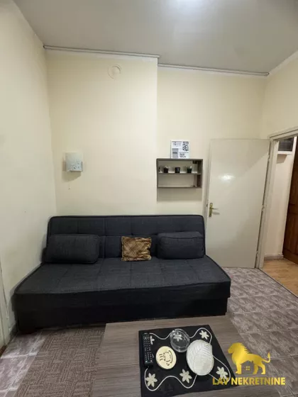 PETRA DRAPŠINA | 4zida.rs
