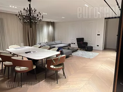 HRAM SVETOG SAVE | 4zida.rs