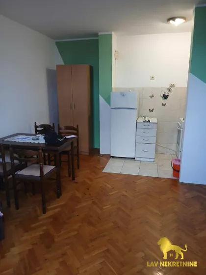 HADŽI RUVIMOVA | 4zida.rs