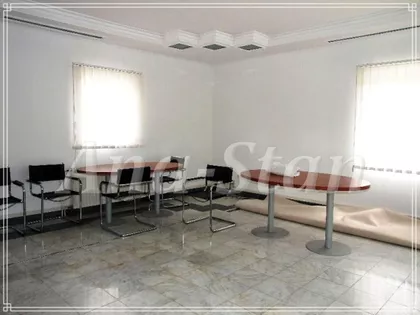 Karađorđev Trg | 4zida.rs