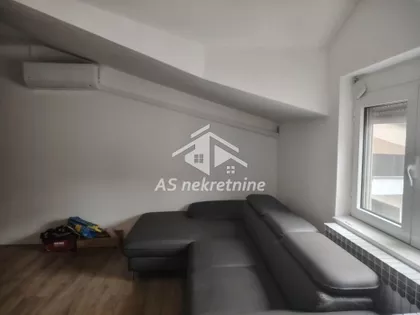 Lekino Brdo | 4zida.rs