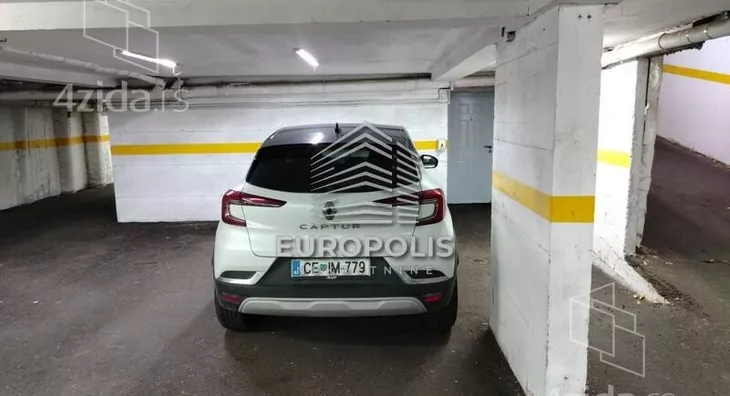 Garaža | 4zida