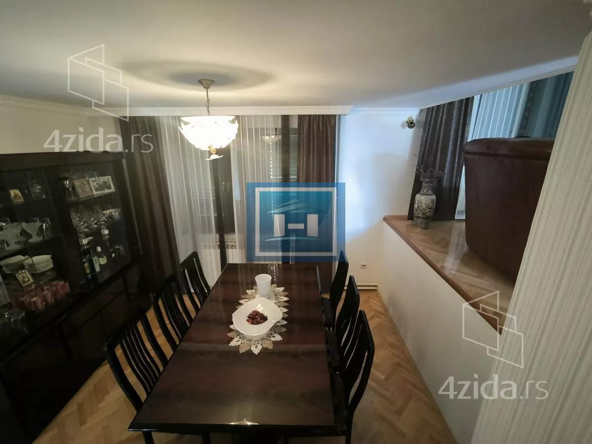 Kuća | 4zida