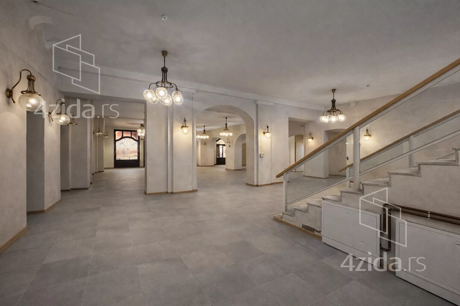 Poslovni prostor | 4zida