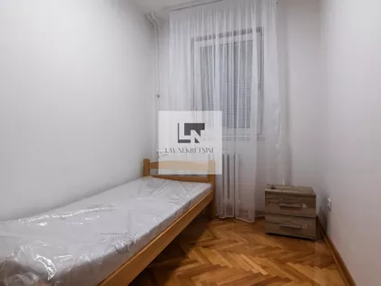 Crveni Krst Vračar | 4zida.rs