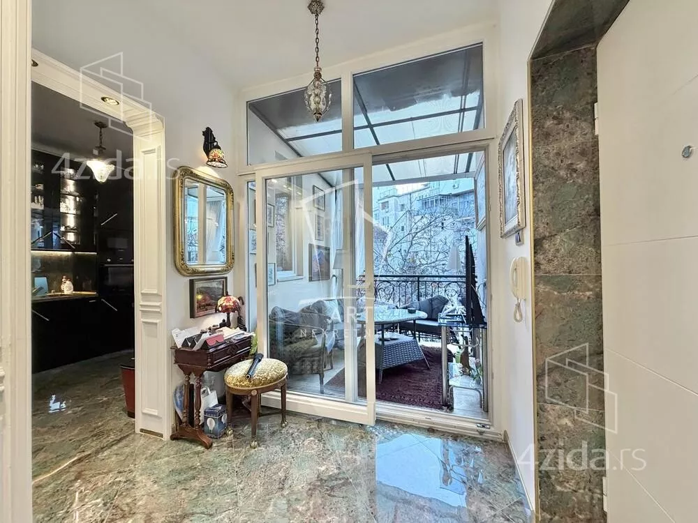 Troiposoban stan | 4zida