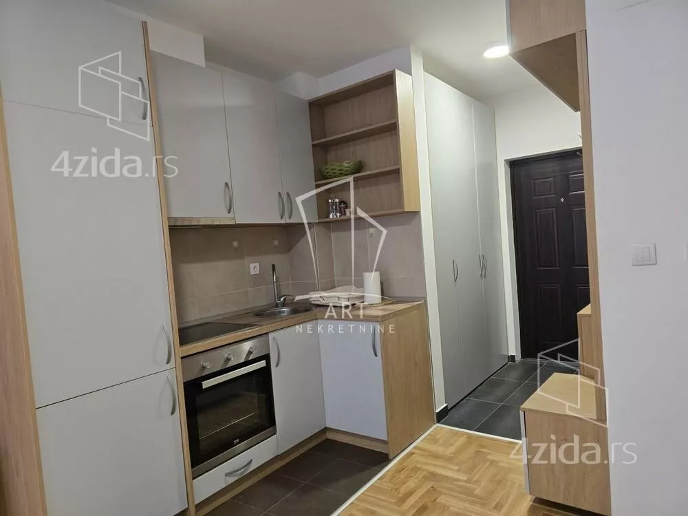 Garsonjera | 4zida
