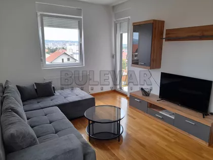 Taska Uzunovića | 4zida.rs