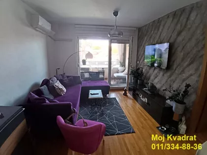 Srđana Kneževića | 4zida.rs