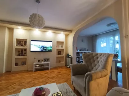 Svetinikolska crkva | 4zida.rs