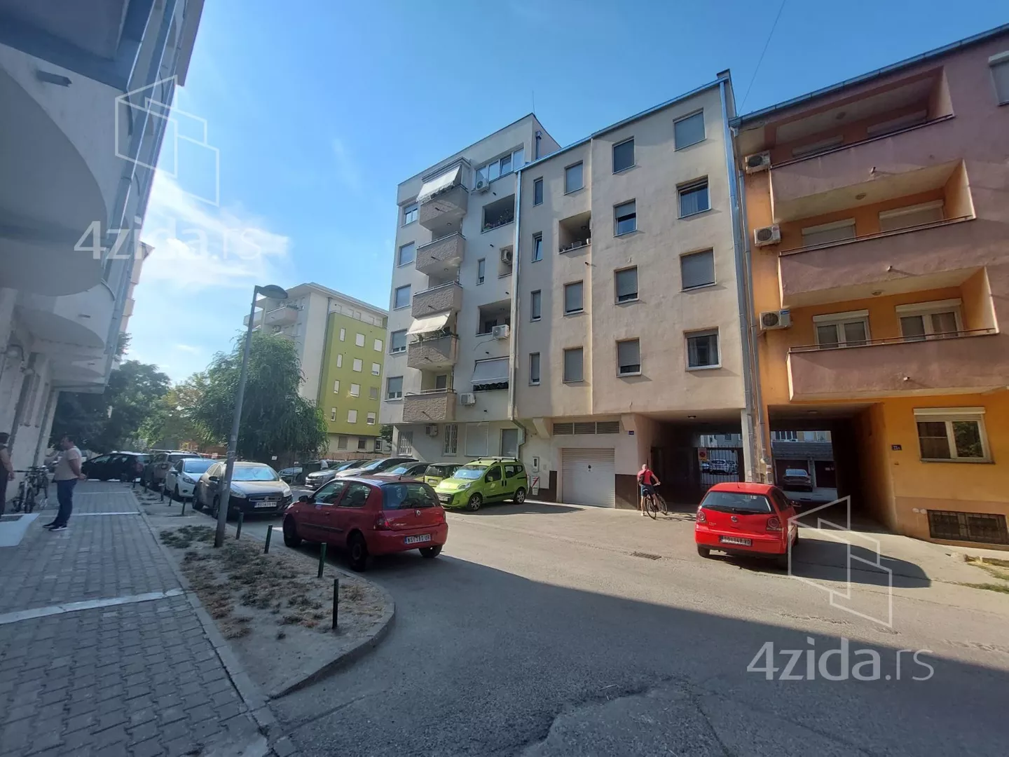 Jednoiposoban stan | 4zida