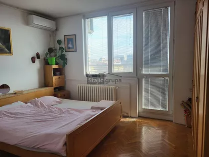 Pariske komune | 4zida.rs