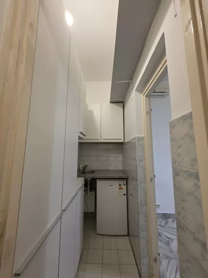 Antifašističke Borbe 37A | 4zida.rs