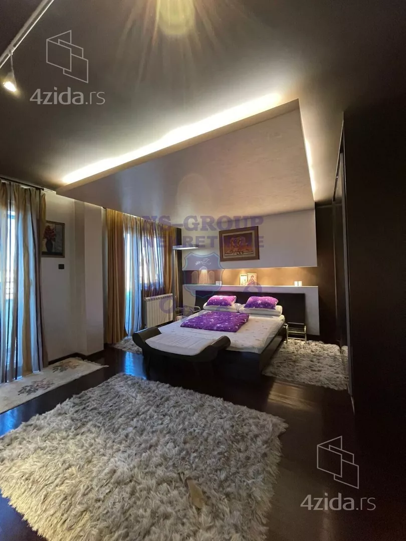 Sedmosoban stan | 4zida