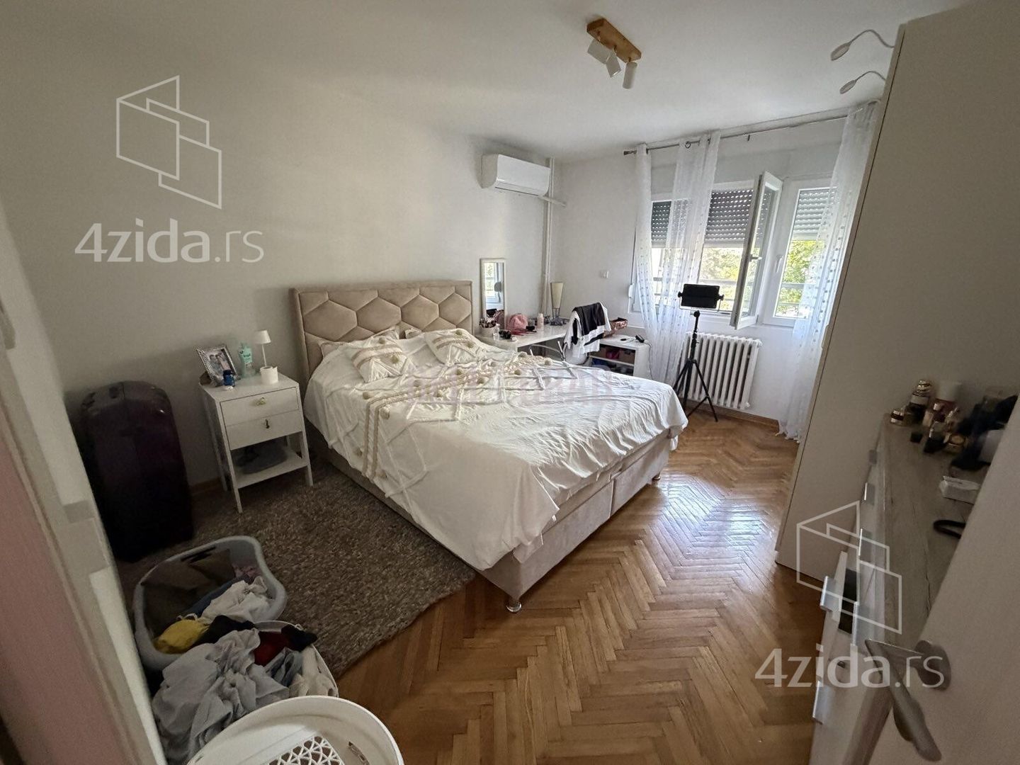 Stan – Beograd - Više