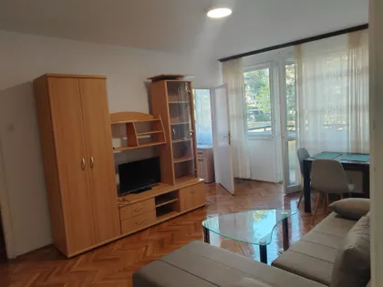 Palmira Toljatija 30 | 4zida.rs