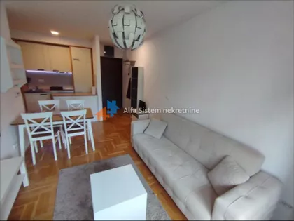 Lekino Brdo | 4zida.rs