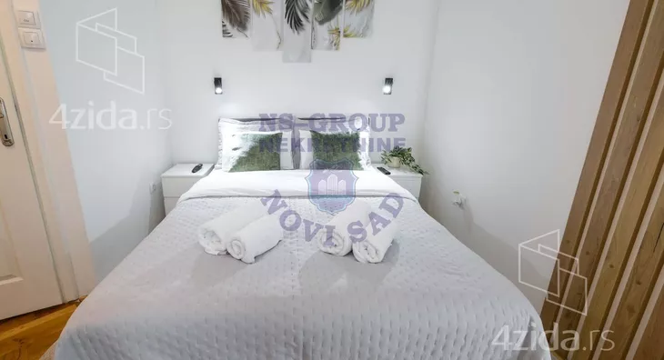 Sedmosoban stan | 4zida