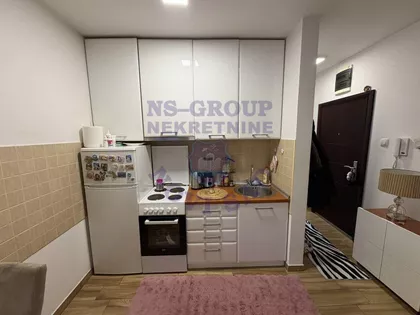 Cara Dušana | 4zida.rs