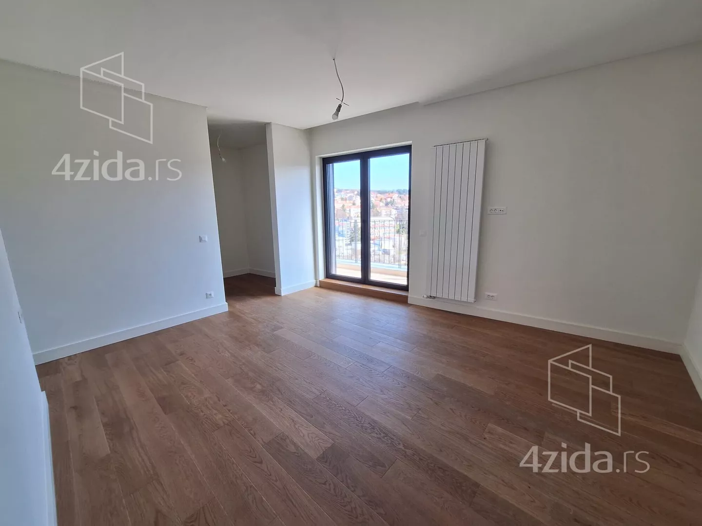 Petosoban stan | 4zida