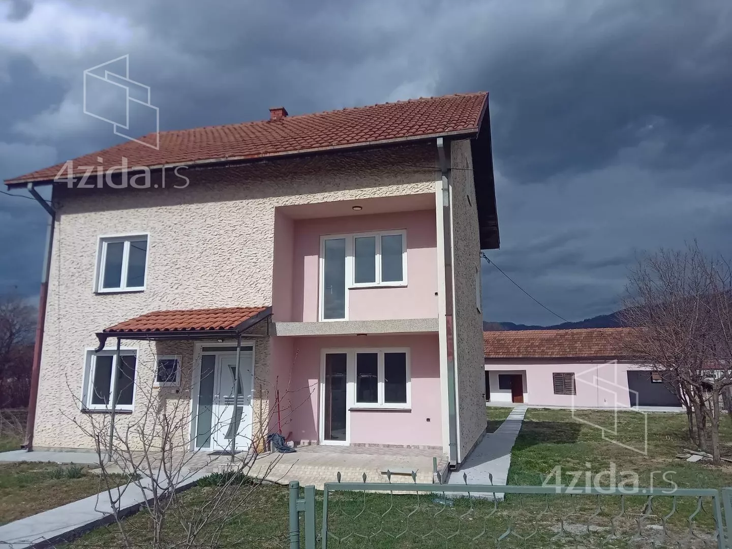 2-etažna kuća | 4zida