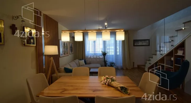 Troiposoban stan | 4zida