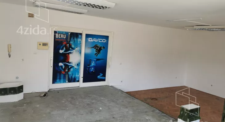 Poslovni prostor | 4zida