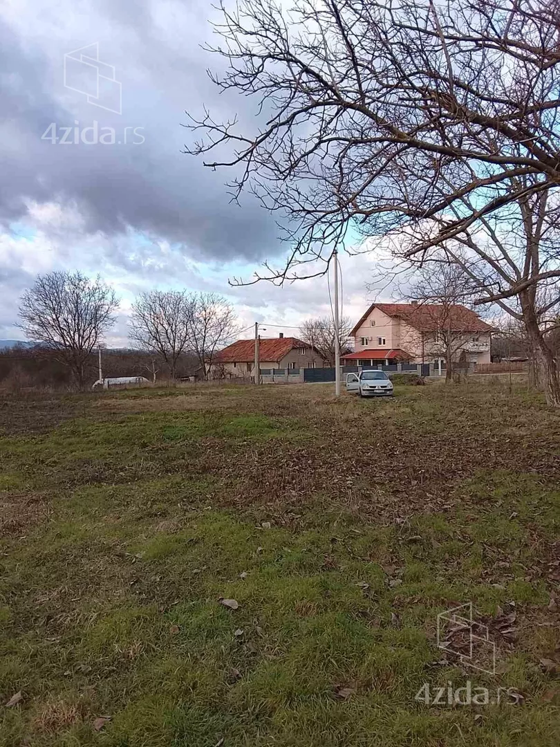 Građevinsko zemljište | 4zida