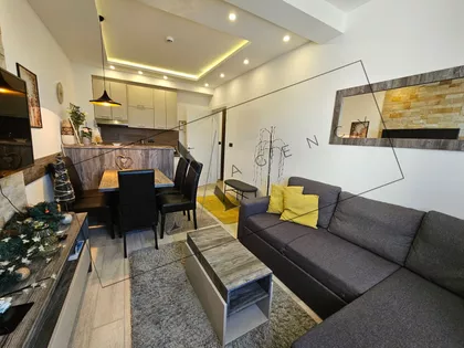 Stefana Prvovenčanog | 4zida.rs